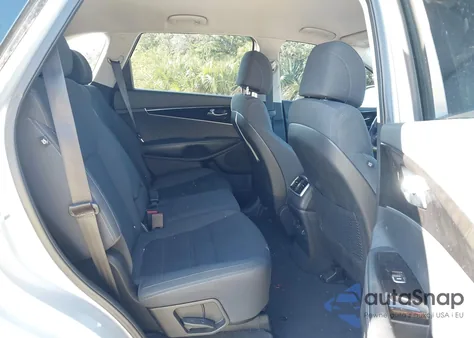 2017 Kia Sorento 2.4L Lx z USA, uszkodzony, nr VIN 5XYPG4A32HG188620